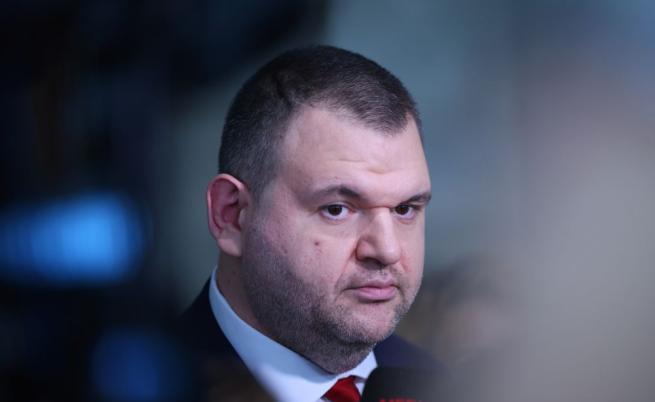 Пеевски: Ако Тагарев изисква нещо от парламента, да си подаде оставката веднага