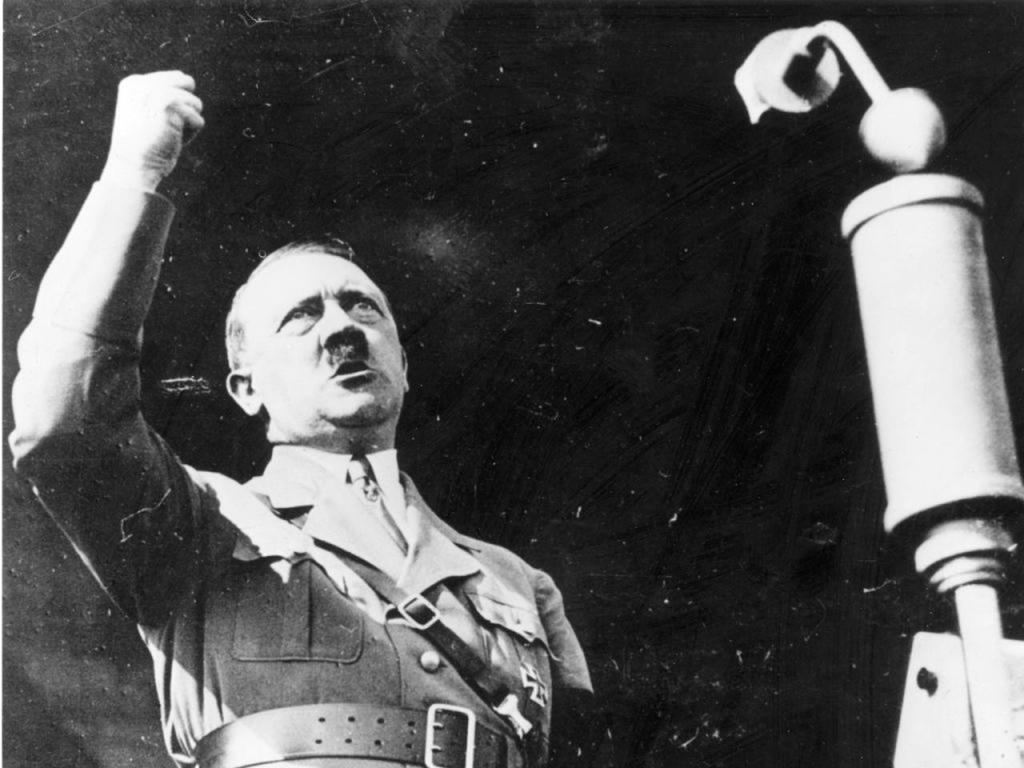 Хитлер прекарва голяма част от Втората световна война - всъщност