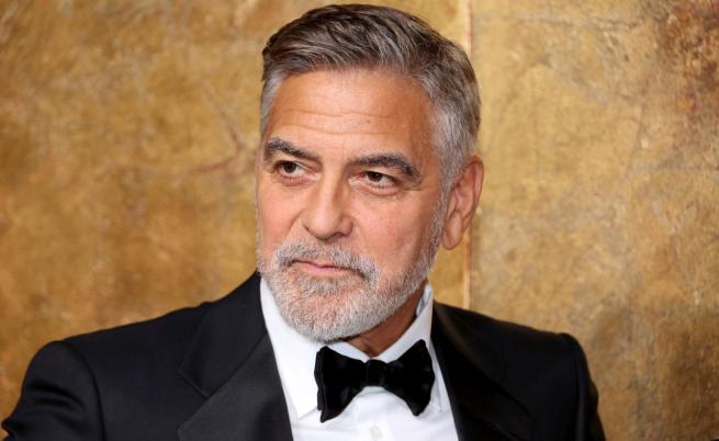 Джордж Клуни призовава холивудските студиа да се върнат на масата за преговори