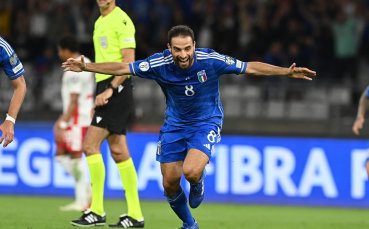 Италия и Малта играят при резултат 3 0 на стадион Сан Никола