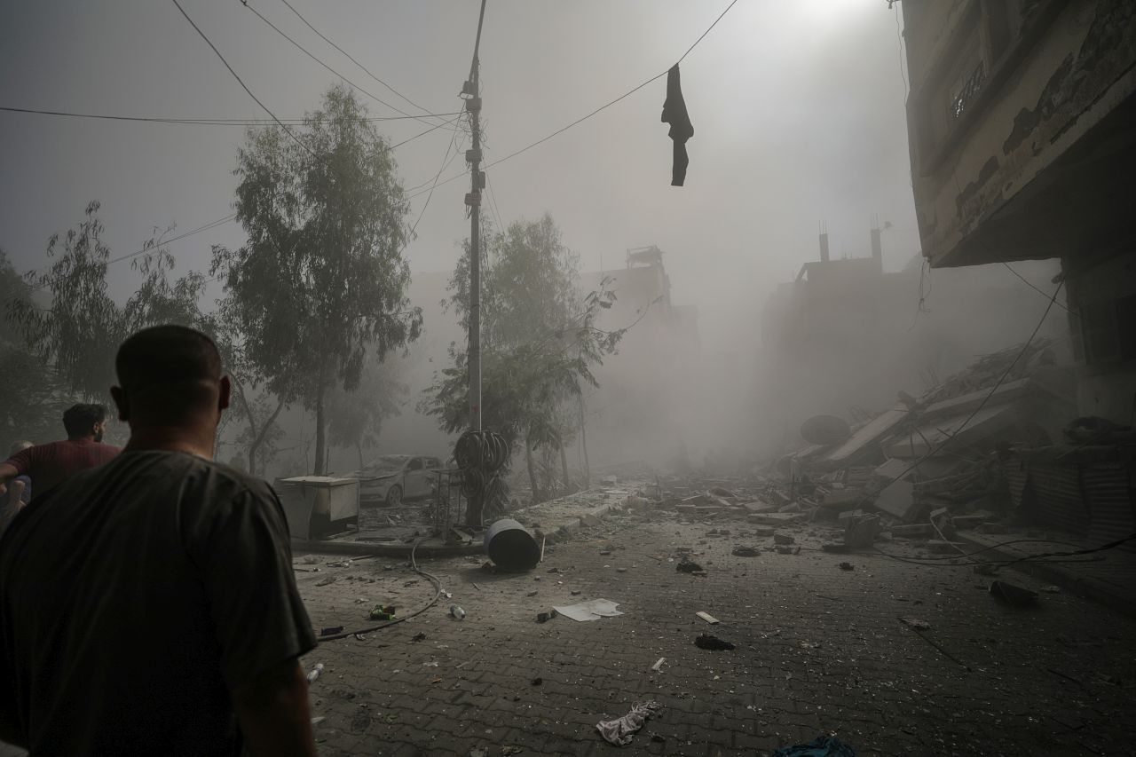 10 палестинци ранени при сблъсъци с израелски заселници