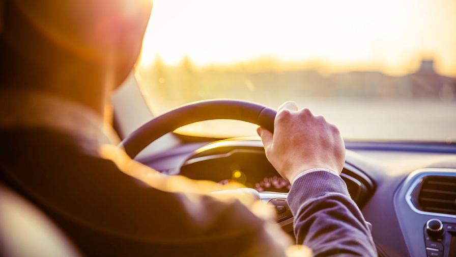 Ново проучване: Шофьорите вдишват причиняващи рак химикали в колите си