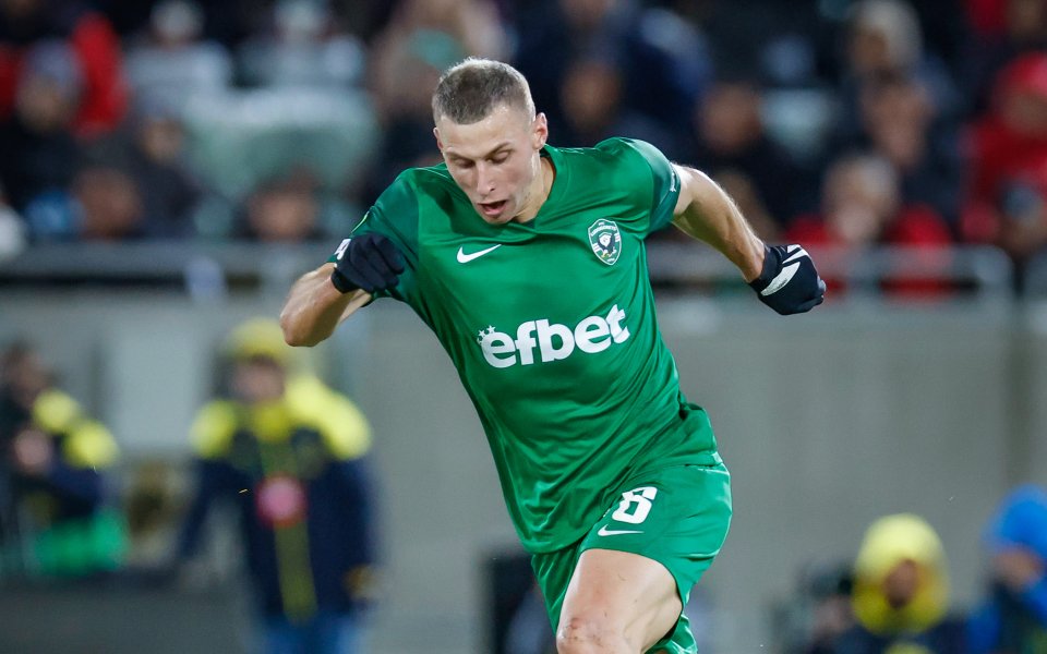 Халфът на Лудогорец – Якуб Пьотровски, реалзира истинско бижу при