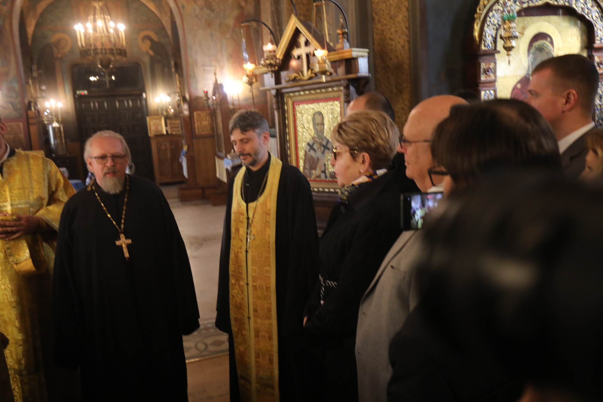 Руската църква "Св. Николай Чудотворец" в София отново отвори врати