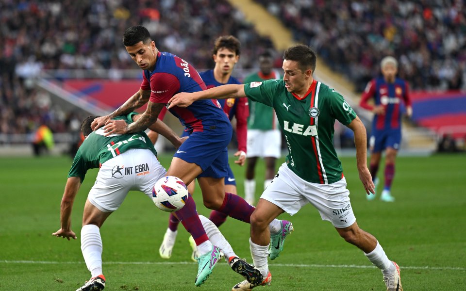 Барселона гостува на алавес в мач от 23-ия кръг в