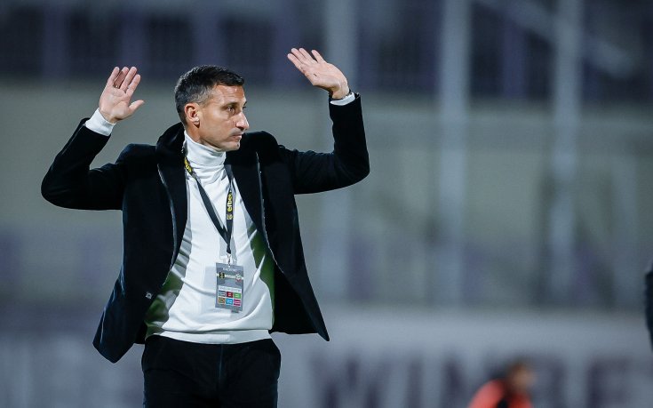 Двама треньори влизат в щаба на Светльо Петров