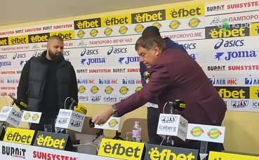 Антоан Бароан бе награден за играч на 12-и и 15-и кръг, както и на месец октомври