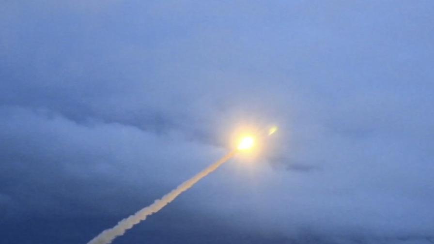 Северна Корея изстреля балистична ракета от източното си крайбрежие