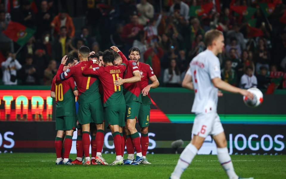 Португалия и Исландия играят при резултат 2:0 в последен квалификационен