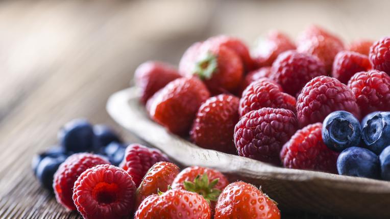  10 плода, които оказват помощ да се сбогуваш с коремните мазнини 