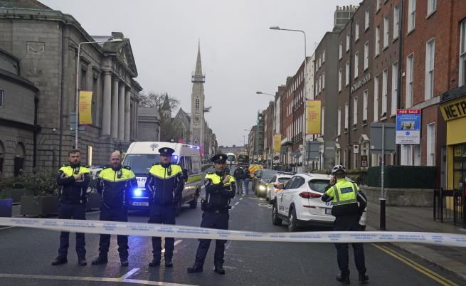 Нападението с нож в Дъблин: Полицията работи по всички версии, включително и тероризъм