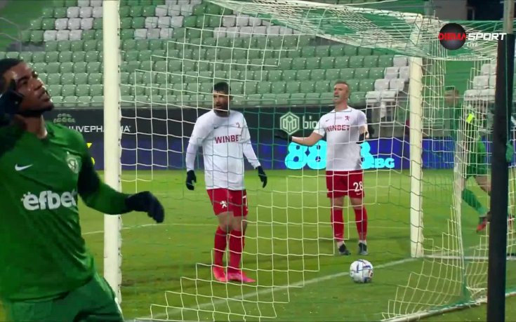 Квадво Дуа изведе Лудогорец напред срещу Ботев Враца