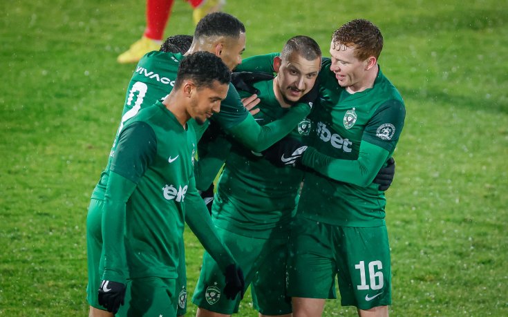 Петзвезден Лудогорец смаза Ботев Враца и се доближи до лидерите, Неделев блесна с фамозен гол