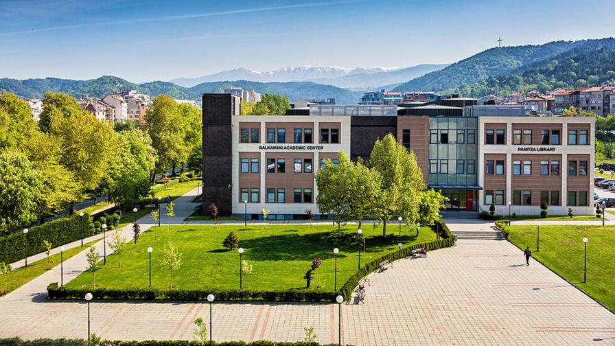Американският университет зае две първи места в рейтинга на българските висши учебни заведения