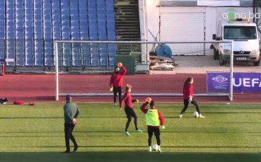 Женският национален отбор на България тренира преди мача със Северна Македония