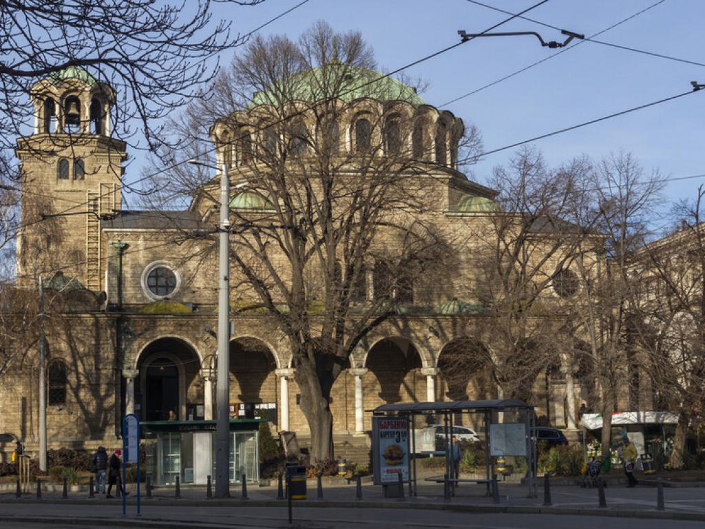 Площад Света Неделя в центъра на София се превръща в