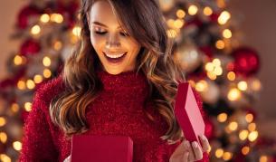 Тези 4 зодии са ненадминати в избора на подаръци за Коледа и Нова година