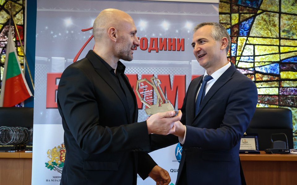 Министърът на младежта и спорта Димитър Илиев бе официален гост
