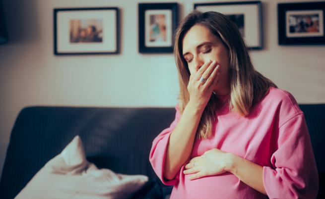Гаденето по време на бременност: Причини и лечение