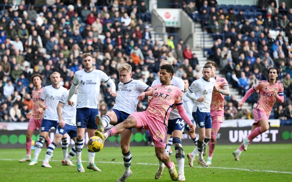 Българският национал Илия Груев влезе като резерва при загубата на