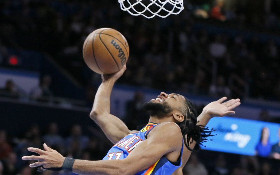 Оклахома Сити се изравни с Минесота на върха в Северозападната