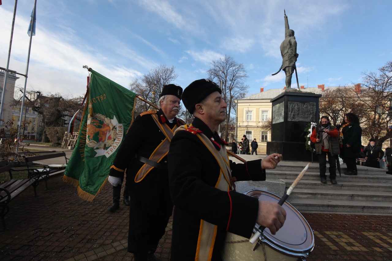 <p>На 4 януари се навършват 146 години от Освобождението на София. На този ден подразделения от Западния отряд на руската армия, командван от ген. Гурко, влизат тържествено в бъдещата българска столица.</p>