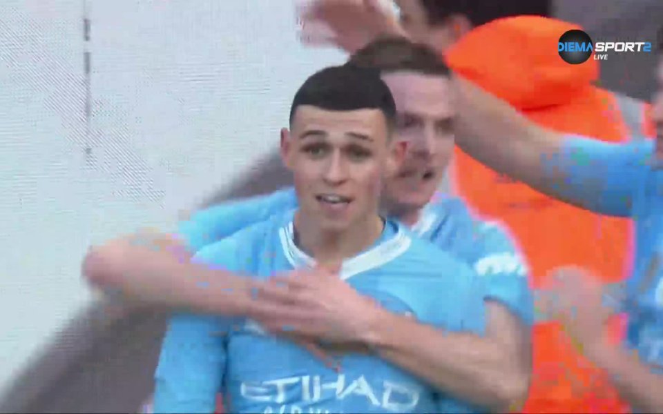 Манчестър Сити поведе на Хъдърсфийлд за ФА Къп. Гражданите дръпнаха