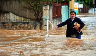 Трагедията в Бразилия: 13 жертви и 21 в неизвестност заради наводненията (ВИДЕО)