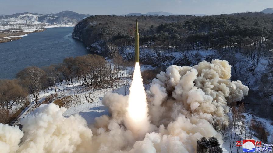 Северна Корея разработи нова система за контрол на изстрелването на ракети