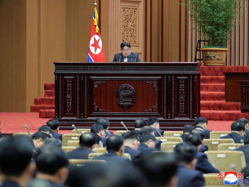 Северна Корея закри своите агенции работещи за обединението с Юга