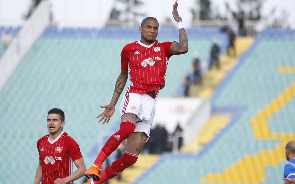 ЦСКА изненада абсолютно всички с последния си трансферен ход. Червените“