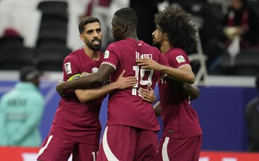 Катар се превърна в първия осминафиналист в турнира за Купата