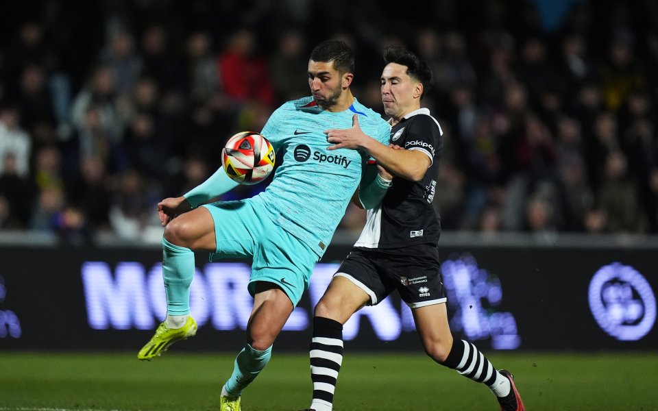 Барселона продължи с колебливото си предствяне, въпреки че победи в