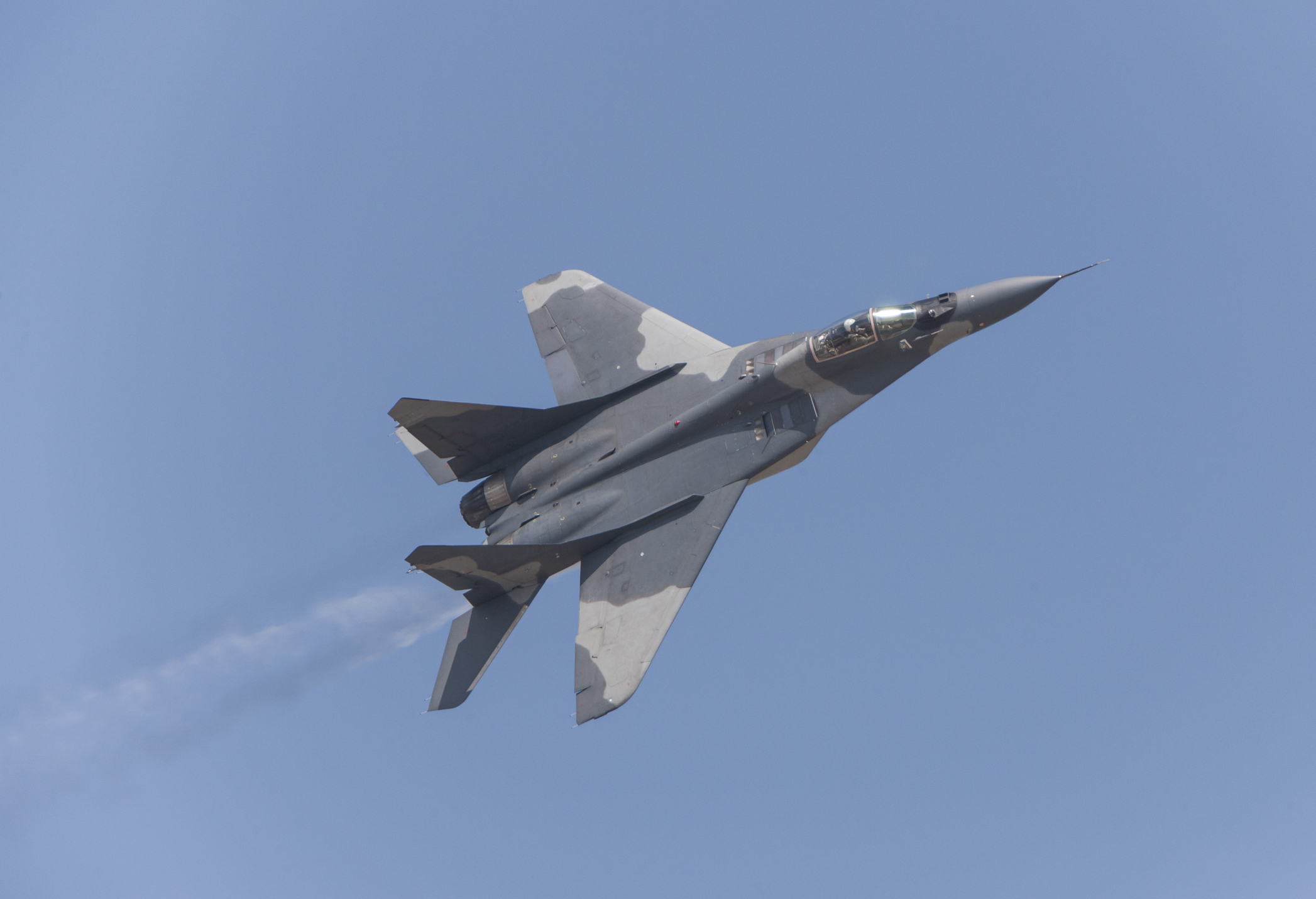 Полша затвори летища, вдигна самолети заради руски удари в Украйна