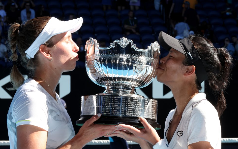 Елизе Мертенс (Белгия) и Су-Вей Сие (Тайван) спечелиха титлата на