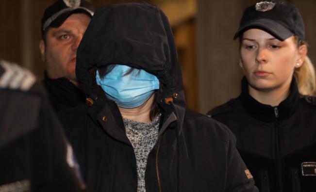 <p>Съдът разреши на обвинената в убийство Габриела Славова да се грижи за сина си</p>