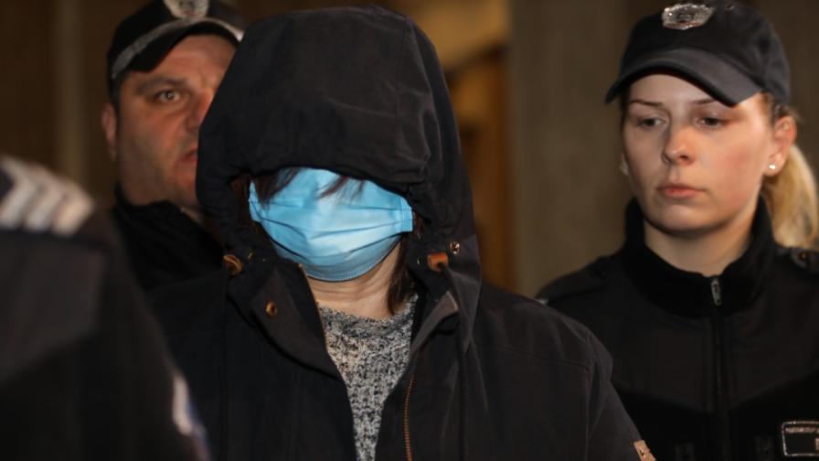 <p>Съдът разреши на обвинената в убийство Габриела Славова да се грижи за сина си</p>