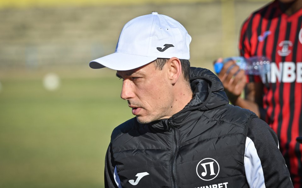 Треньорът на Локомотив Пловдив Александър Томаш направи обръщение към феновете