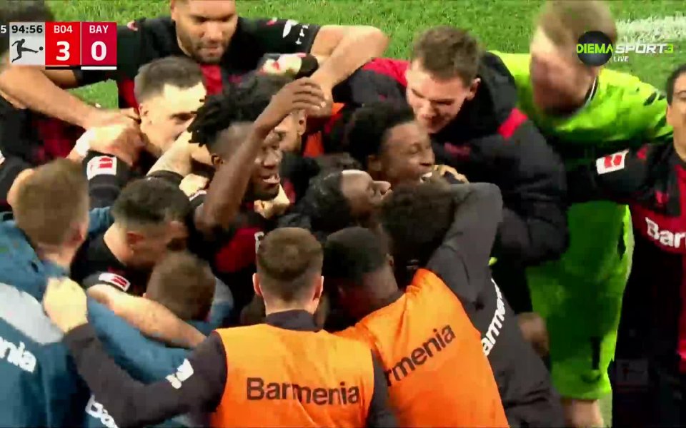 Отборът на Байер Леверкузен поведе с 3:0 на Байерн Мюнхен