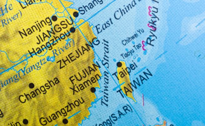 Тайпе засече още осем китайски балона над Тайванския проток