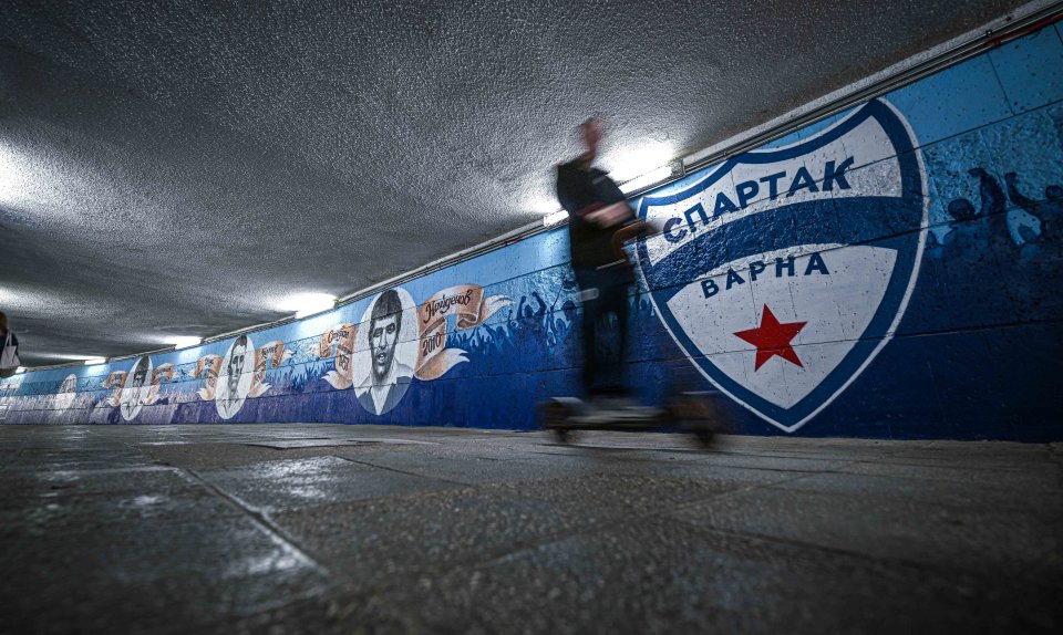 Футболни графити във Варна1