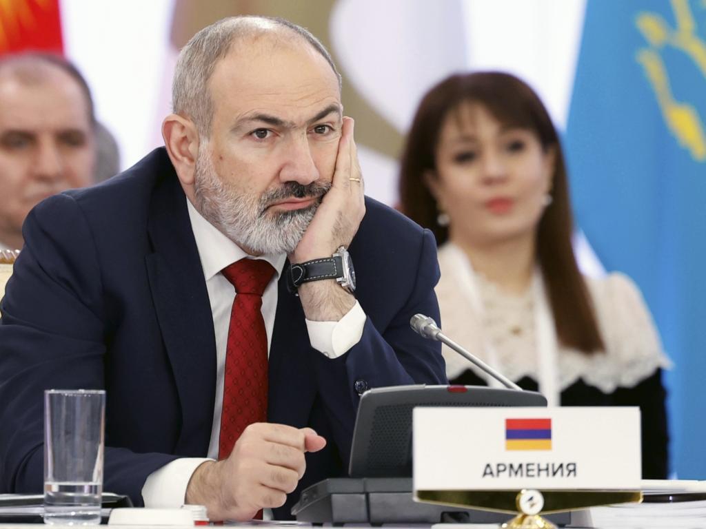 Арменският премиер Никол Пашинян заяви че Азербайджан иска тотална война