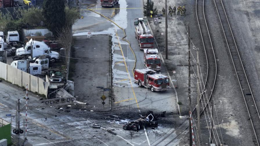 След експлозия на камион: 9 пожарникари от Лос Анджелис са ранени