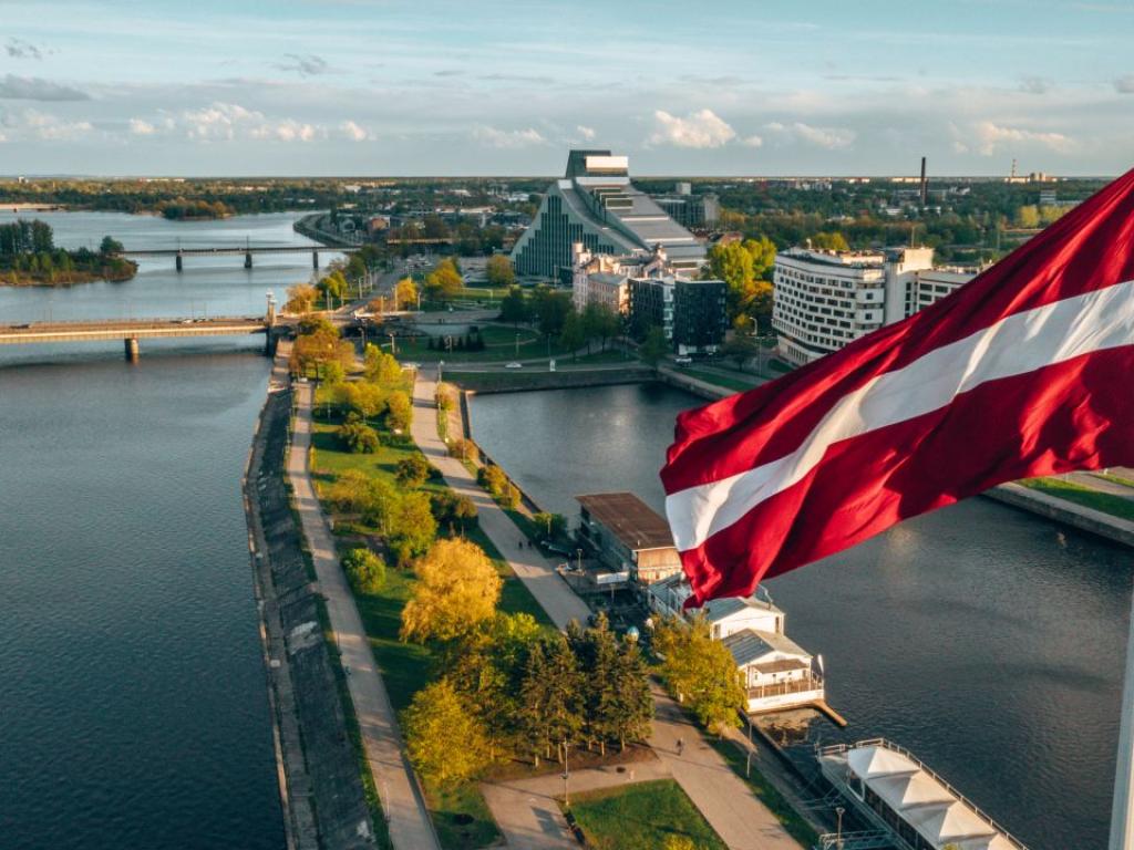 Не може да капитулираме пред злото, каза латвийският президент Едгарс