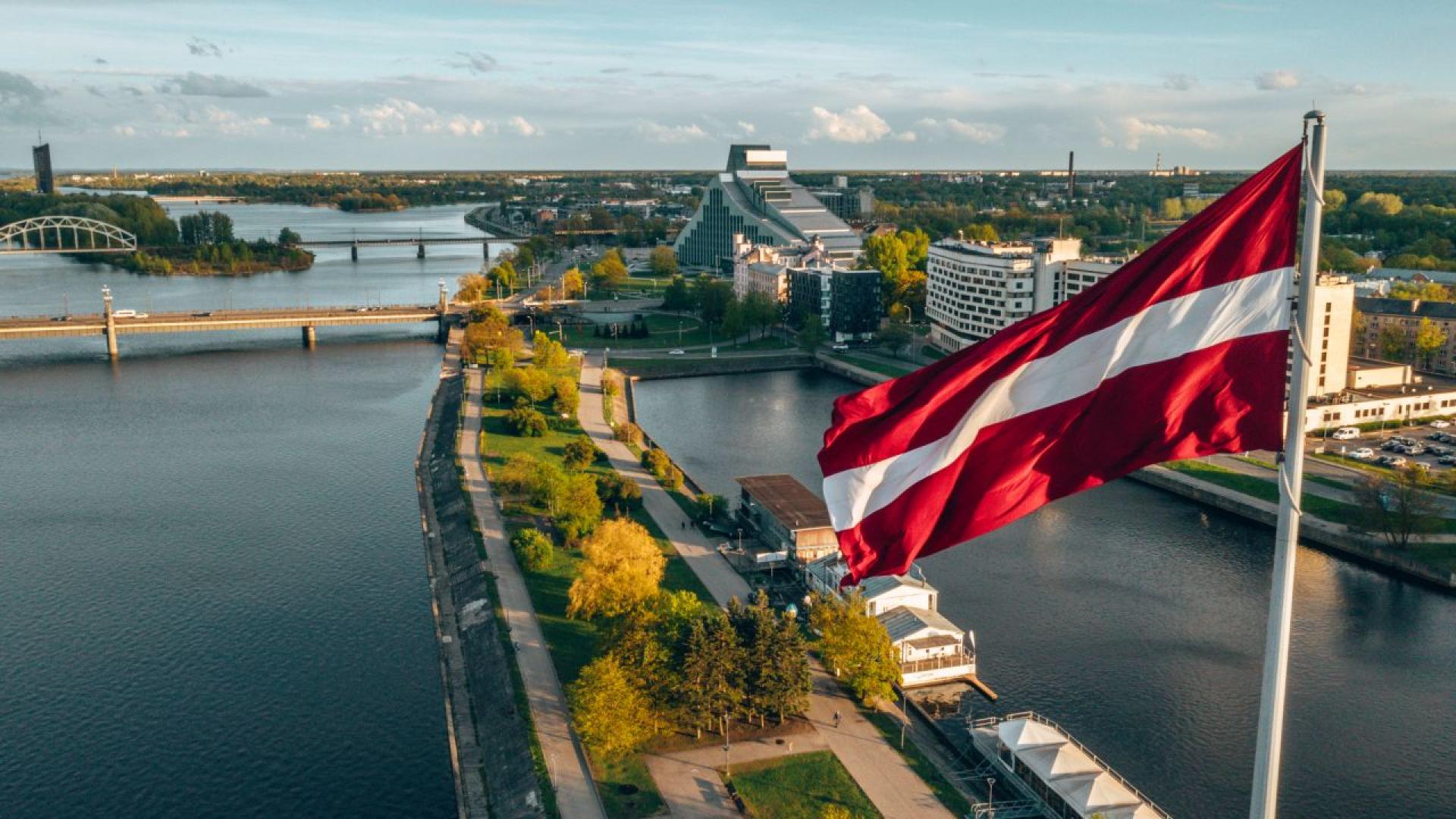 Латвия ще затвори въздушното си пространство на източната си граница