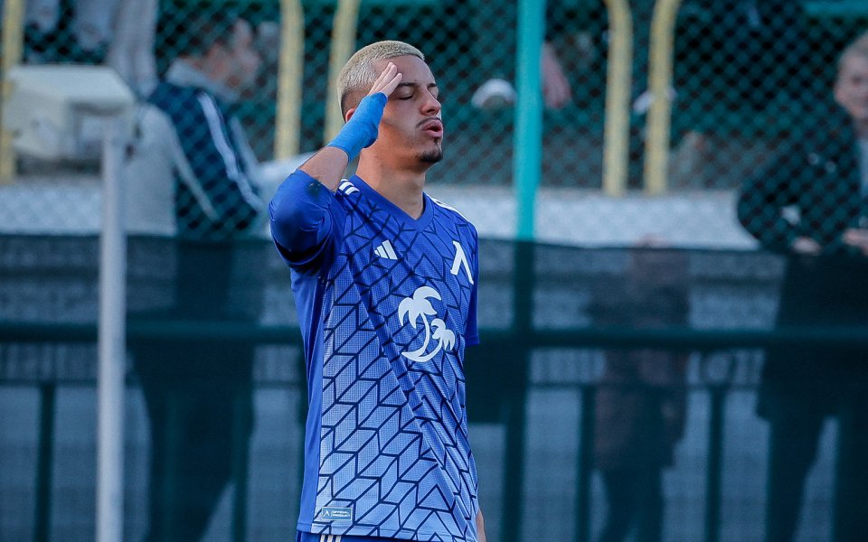 Нападателят на Левски и герой от двубоя с Пирин –