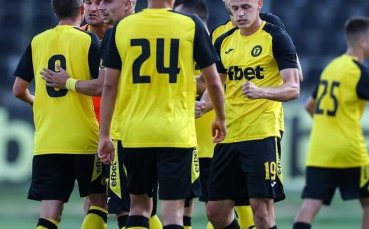 Тежък инцидент с халф на Миньор Перник