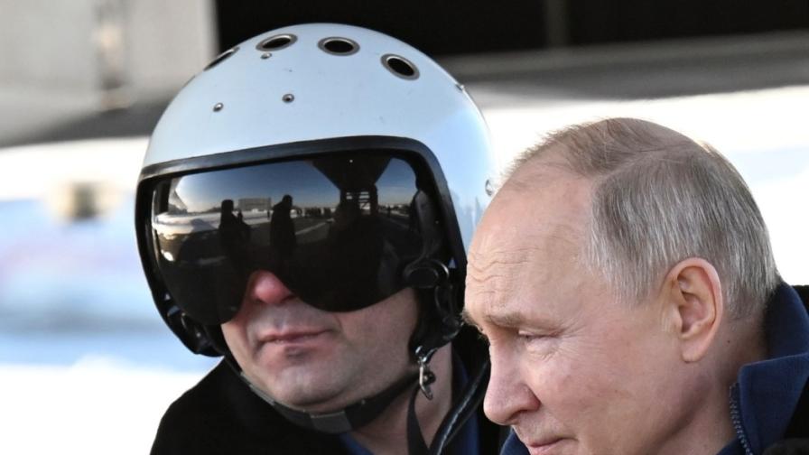 Путин прати сигнал с ядрен бомбардировач към Запада