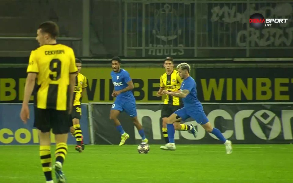 Спартак Варна намали изоставането си срещу Ботев Пловдив. Ахмед Ахмедов