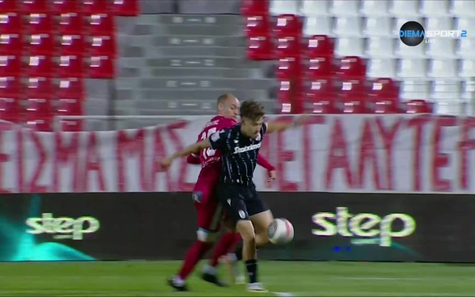 Отборът на ПАОК победи Пансерайкос с 2:0 в мач от